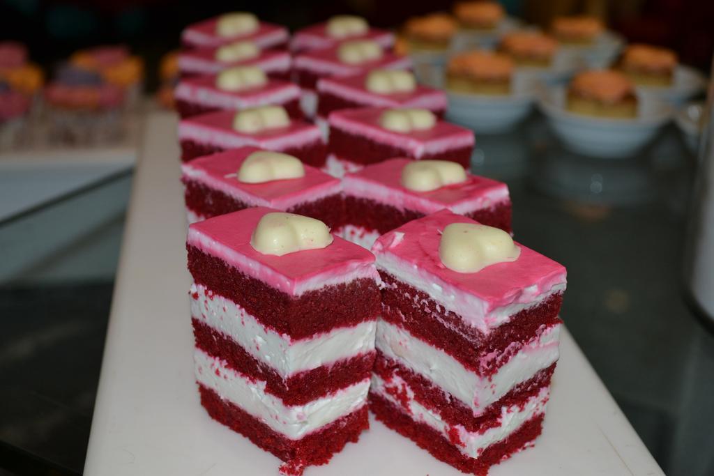 Courtyard By Marriott Bilaspur Eksteriør bilde